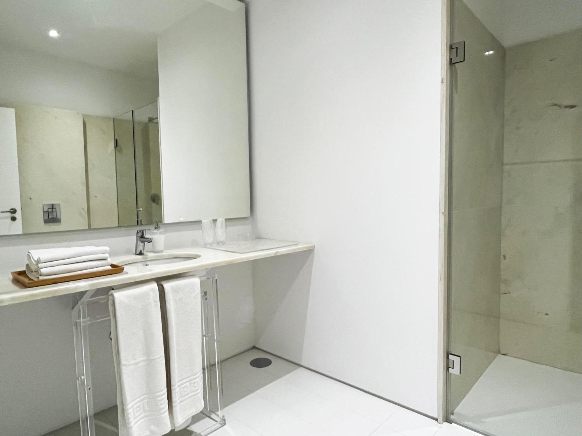 Signature Guesthouse Porto Bilik gambar