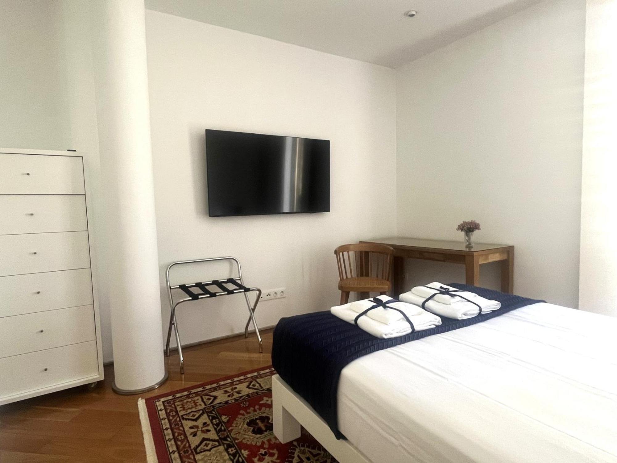 Signature Guesthouse Porto Luaran gambar