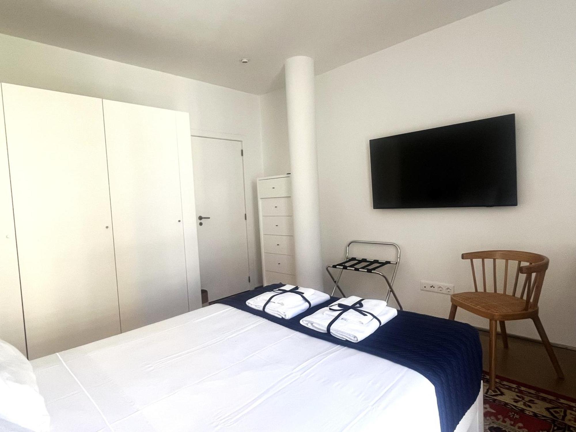 Signature Guesthouse Porto Bilik gambar